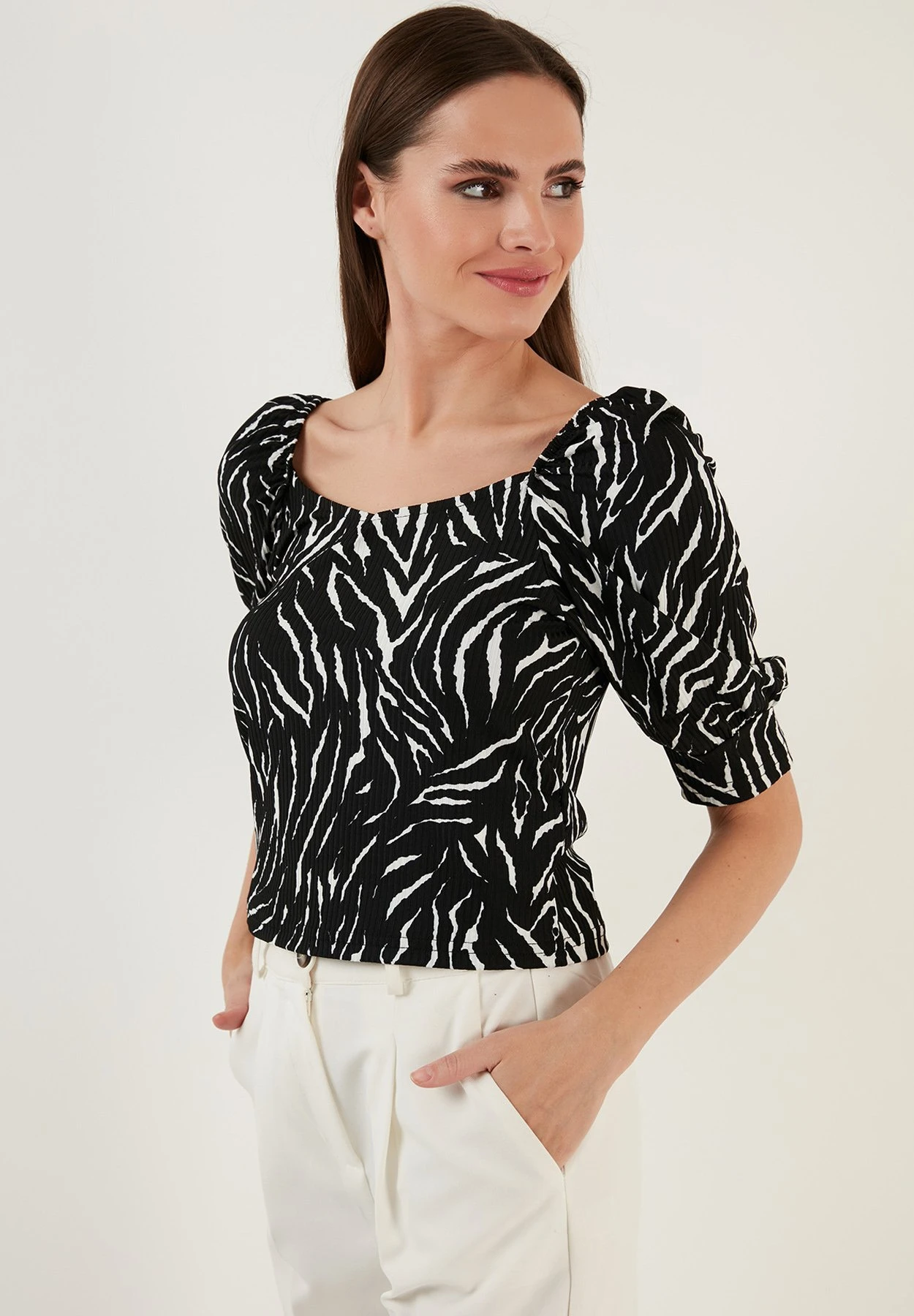 LELA Slim Fit - Blouse - Striped Black - Afbeelding 4