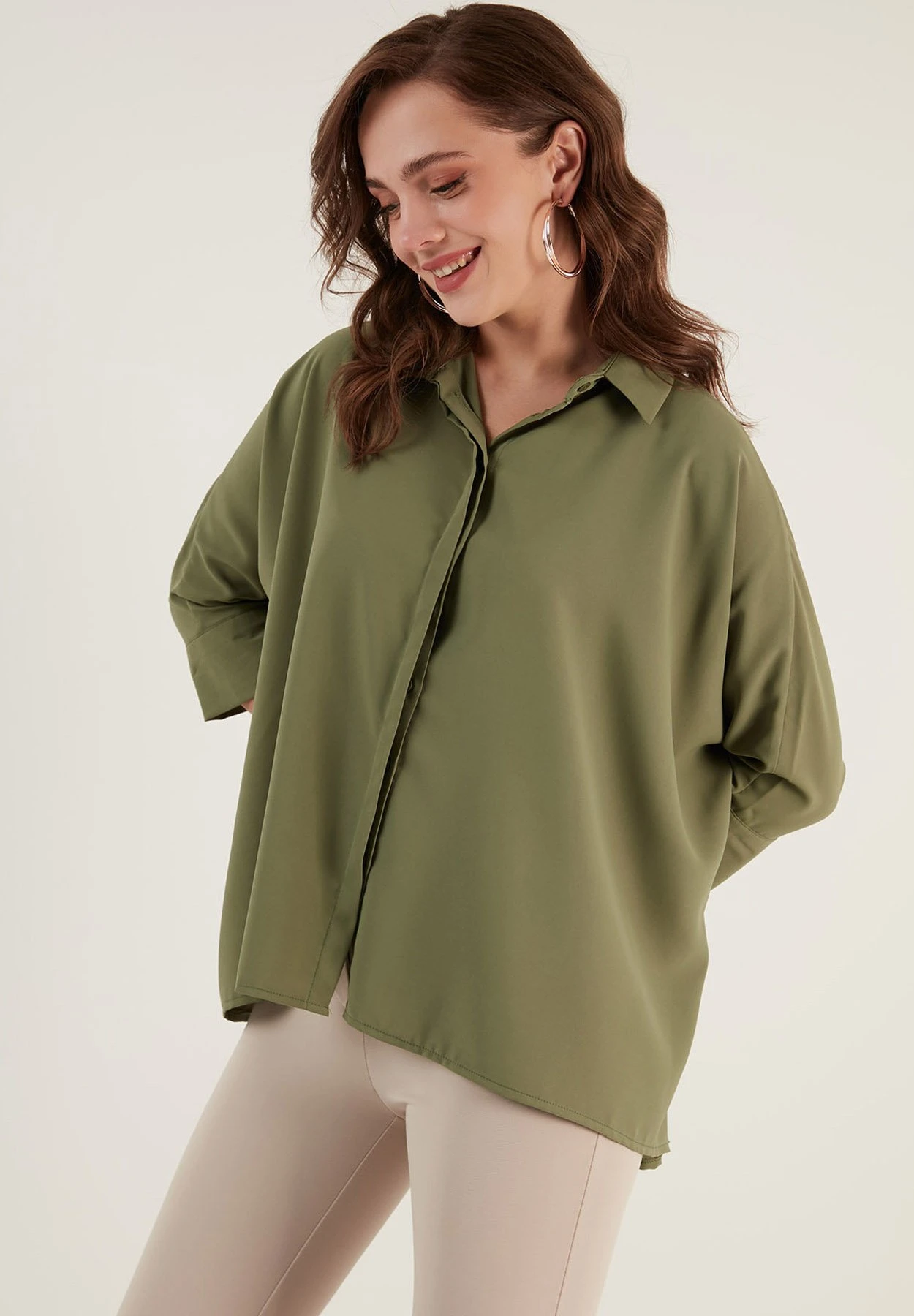 LELA Oversized - Overhemdblouse - Khaki - Afbeelding 6