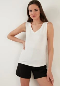 LELA Regular Fit - Top - Ecru