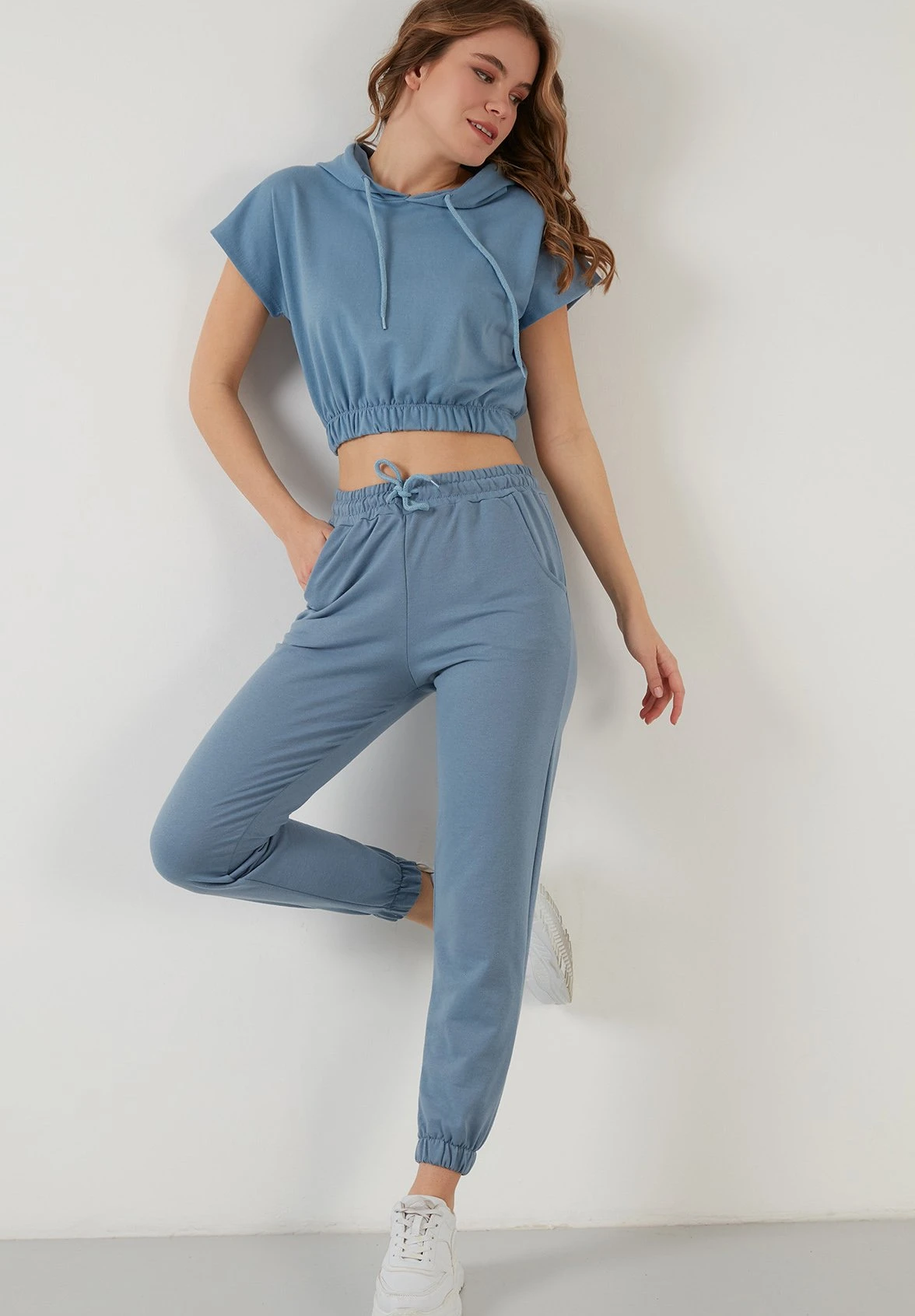 LELA Slim Fit - Trainingsbroek - Baby Blue - Afbeelding 2
