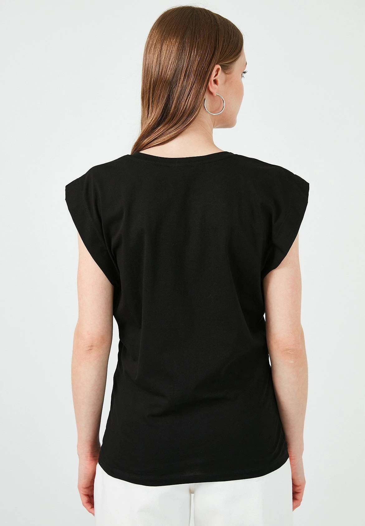 LELA Crew Neck - T-Shirt Basic - Black - Afbeelding 3