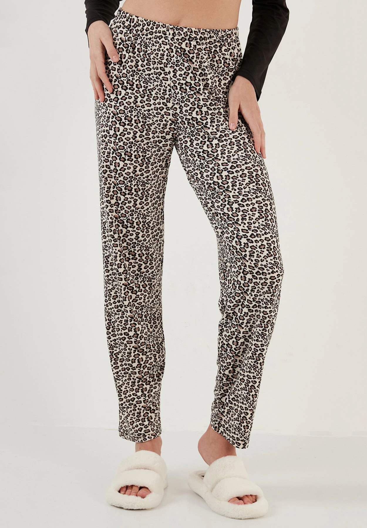 LELA Soft Touch - Pyjama - Leopard Black - Afbeelding 5