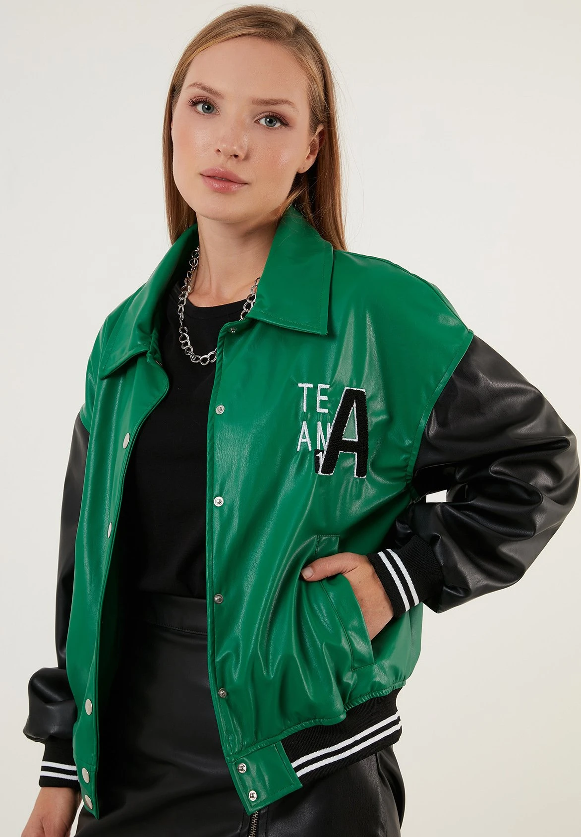 LELA Loose Fit - Imitatieleren Jas - Benetton Color - Afbeelding 7