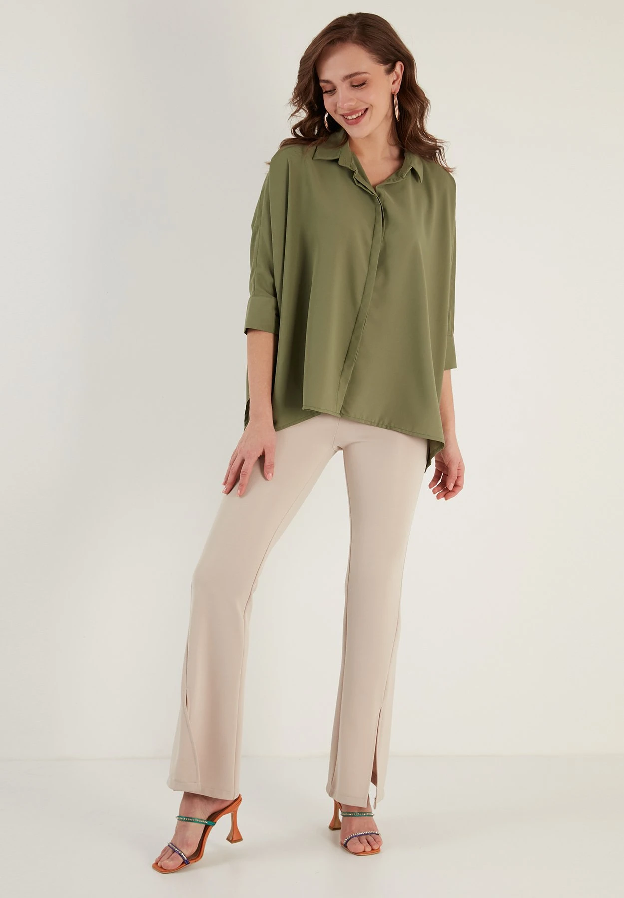 LELA Oversized - Overhemdblouse - Khaki - Afbeelding 2