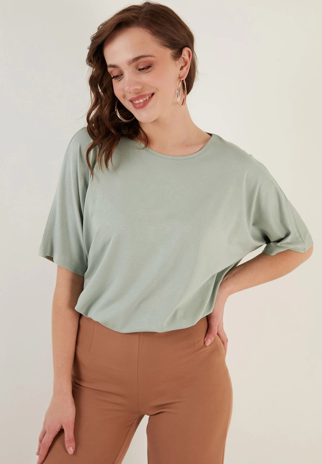 LELA Loose Fit - Blouse - Almond Green - Afbeelding 4