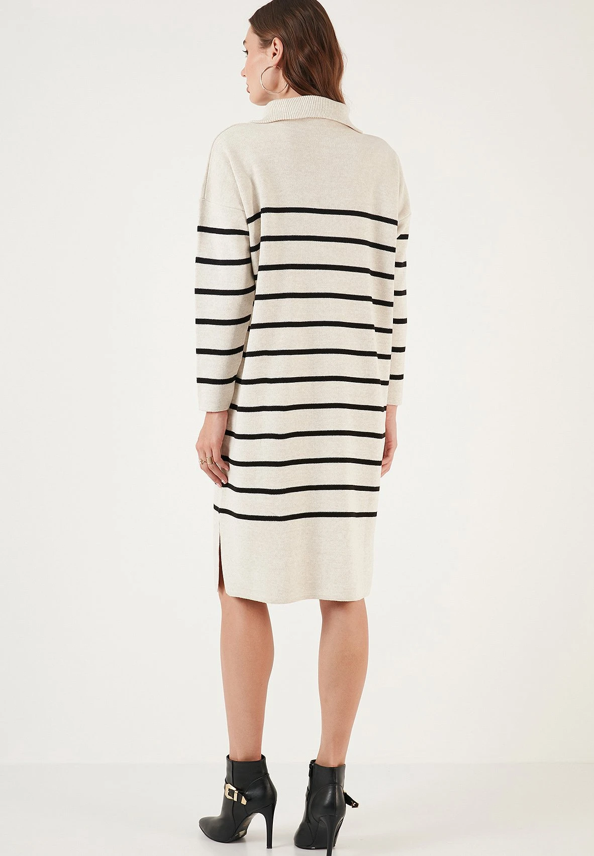 LELA Gebreide Jurk - Cream/Black - Afbeelding 3