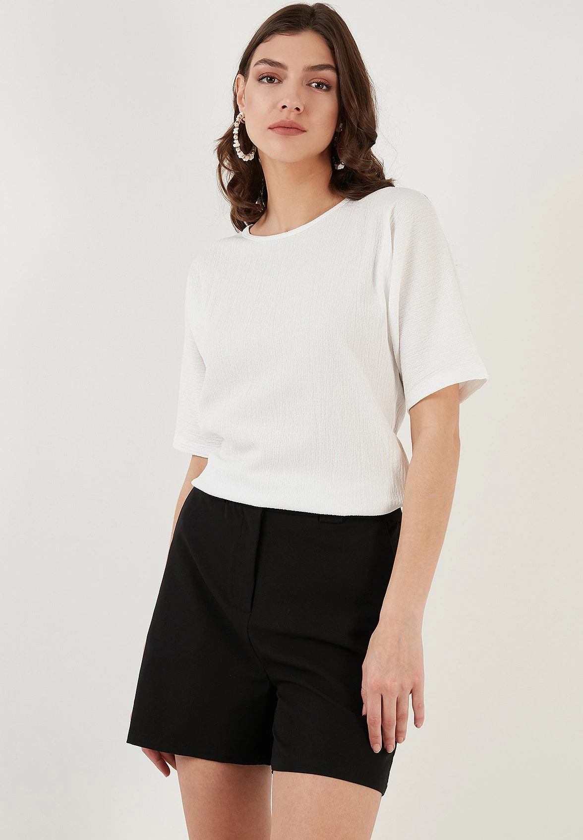 LELA Regular Fit - T-Shirt Basic - Ecru - Afbeelding 6