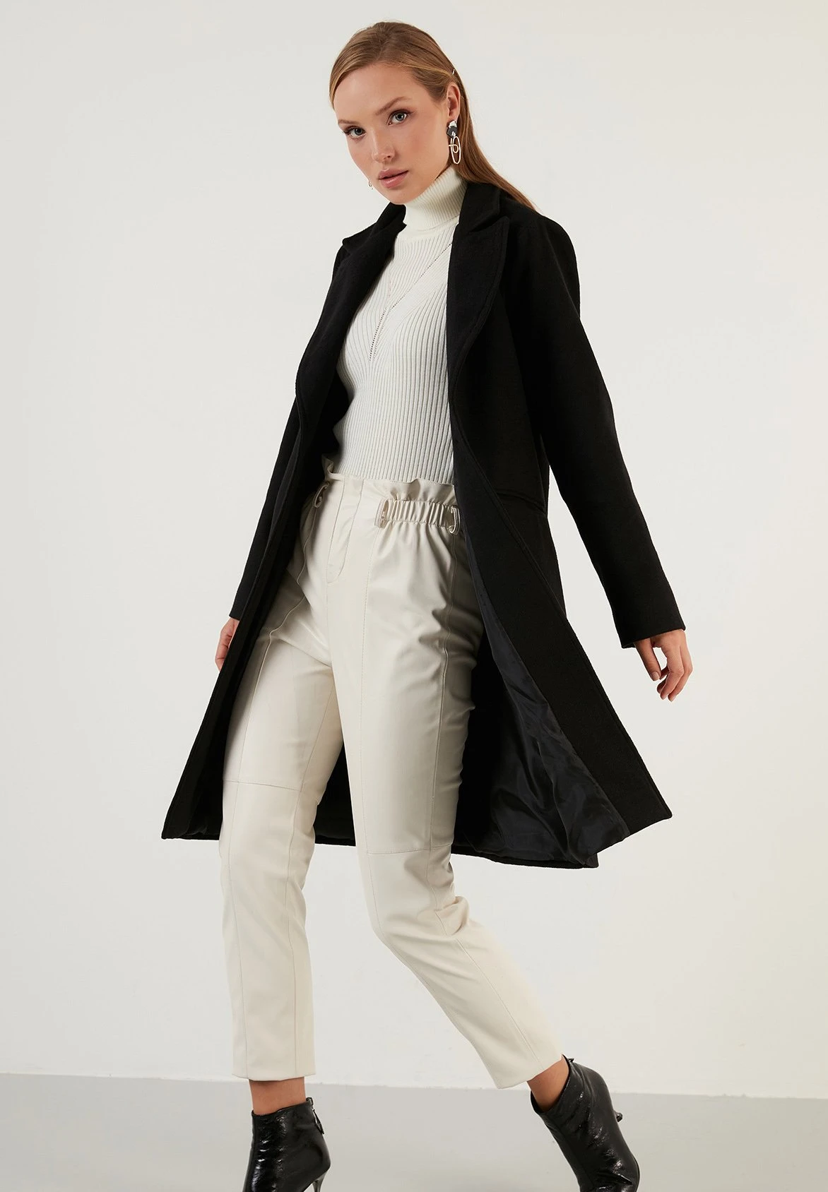 LELA Regular Fit - Mantel - Black - Afbeelding 4