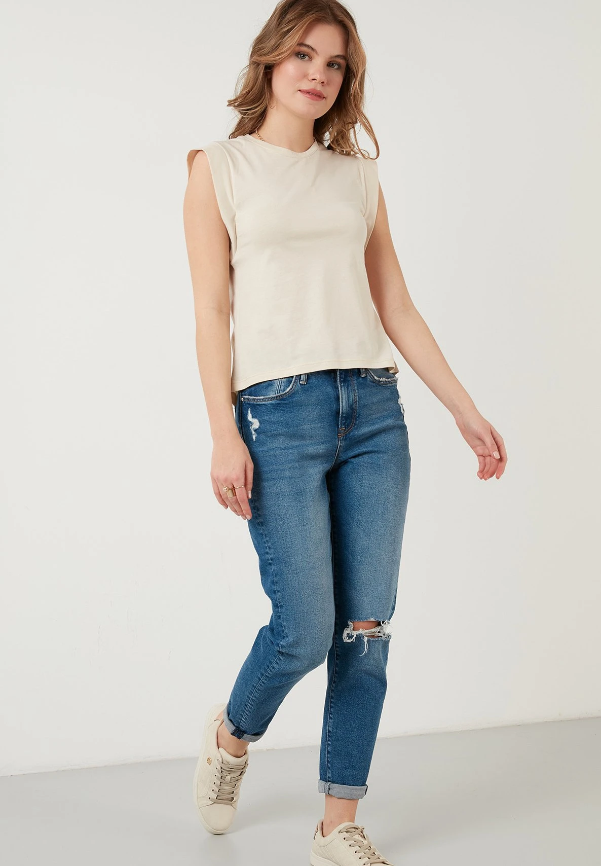 LELA Crew Neck- Top - Stone Colored - Afbeelding 2