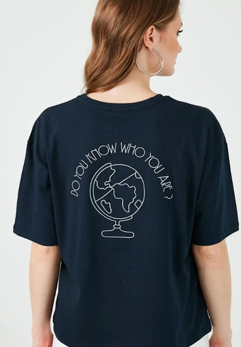 LELA T-Shirt Print - Navy Blue