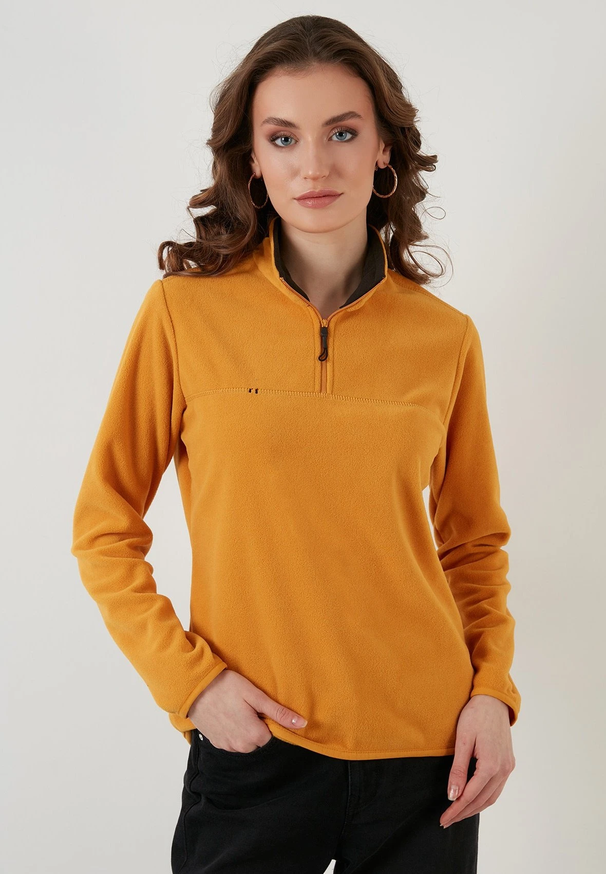 LELA Slim Fit - Fleece Trui - Mustard Color
